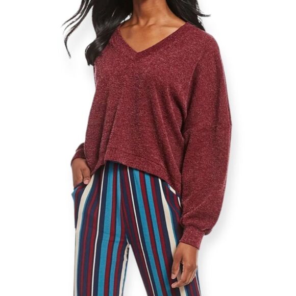 Dark Red V Neck Chenille Knit Sweater by Band of Gypsies NEW - Picture 3 of 4